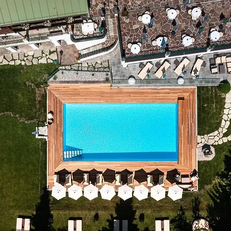 Relais & Chateaux Tennerhof ホテル 5*