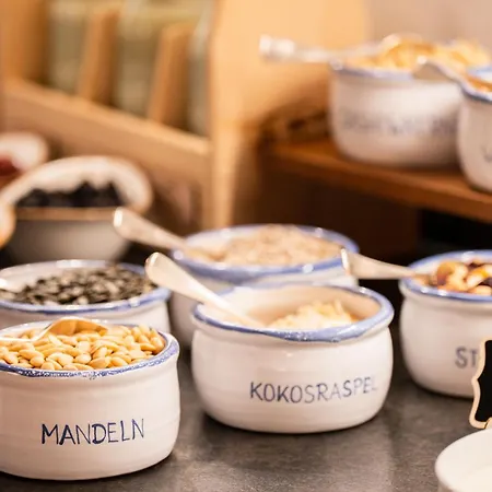 ホテル Relais & Chateaux Tennerhof 5*