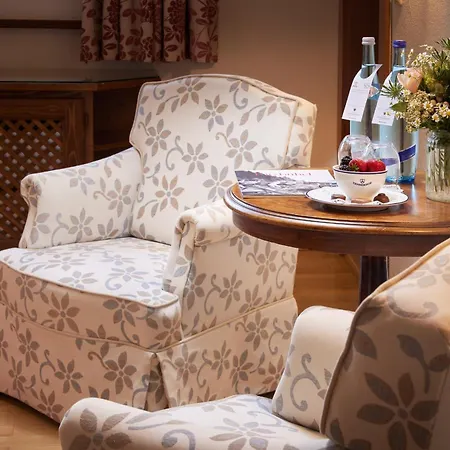 Relais & Chateaux Tennerhof Кицбюэль